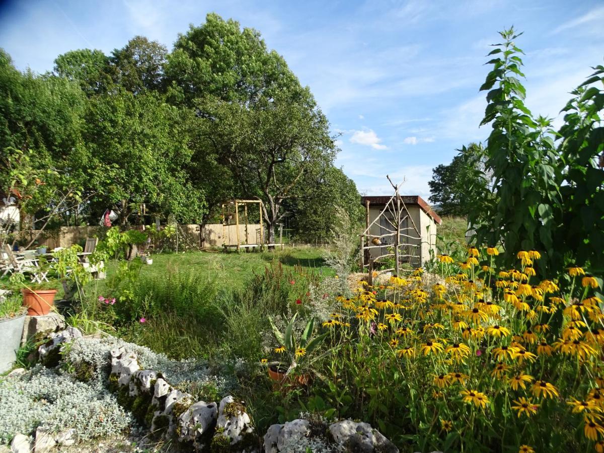 Les 3Crokignols, Maison D'Hote Familiale. Saffloz Luaran gambar